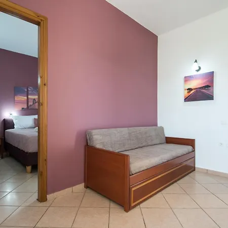 Mari Helen Appartement Kamisianá Buitenkant foto